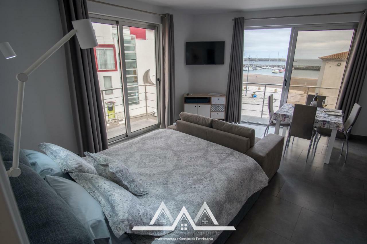 White House II Apartment Praia da Vitoria ภายนอก รูปภาพ