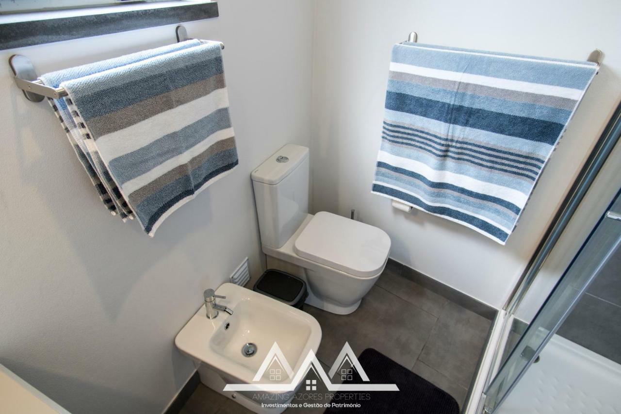 White House II Apartment Praia da Vitoria ภายนอก รูปภาพ